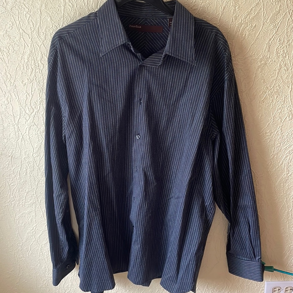 Men’s Perry Ellis long sleeve button up